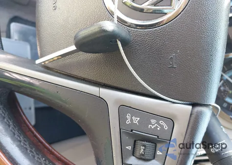 2013 Buick Lacrosse Leather Group z USA, uszkodzony, nr VIN 1G4GC5E34DF232945